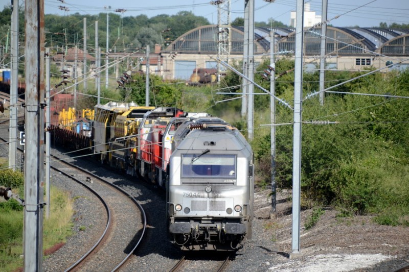 2019-07-09 Châlons-en-Champagne (1).jpg (244.14 Kio) Vu 7617 fois 2019-07-09 Châlons-en-Champagne (1).jpg