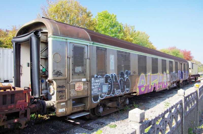 80 87 979 0 611-8 Uas H55 0 F-SNCFR MN (2018-10-10 gare de Guignicourt) (1).jpg (204.79 Kio) Vu 4139 fois 80 87 979 0 611-8 Uas H55 0 F-SNCFR MN (2018-10-10 gare de Guignicourt) (1).jpg