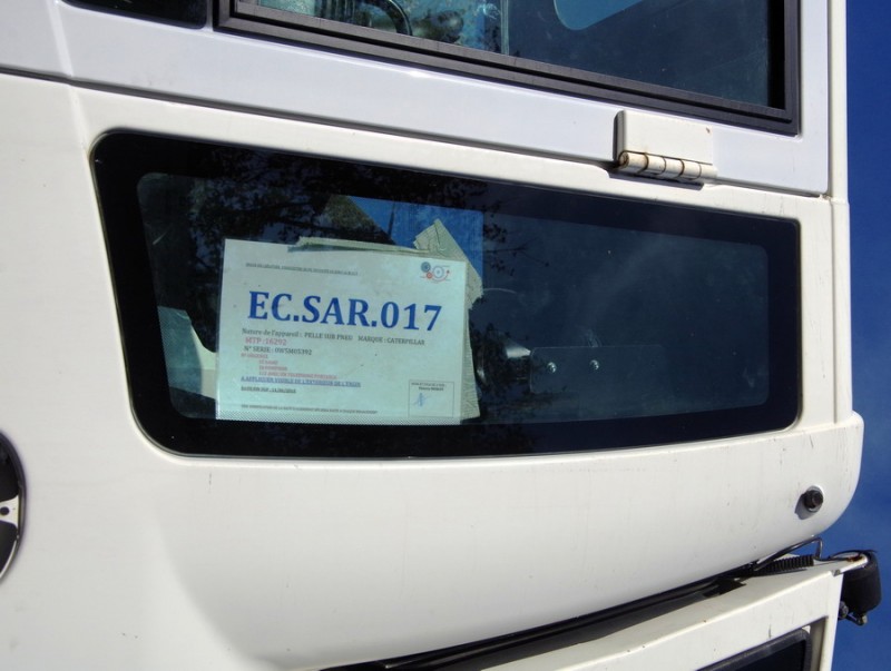 UNAC 22 TRR (2018-10-16 gare de La Fére) Eiffage MD 170 (7).jpg
