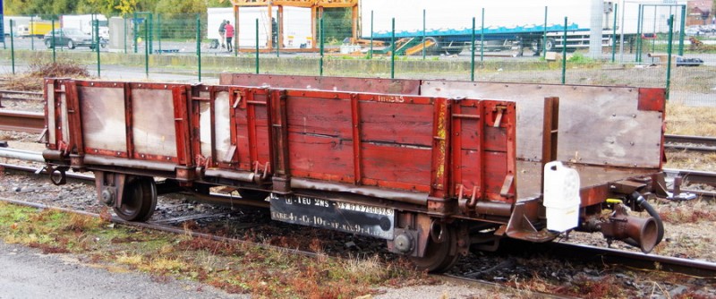 99 87 9 750 096-9 SNCF-LL (2018-10-30 Saint Quentin) (2).jpg