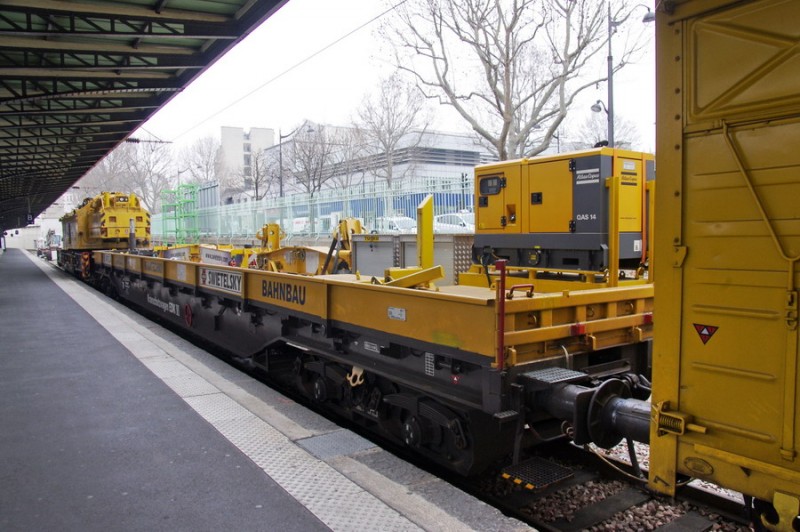 Grue Kirow (2015-03-21 gare de Paris Est) (15).jpg