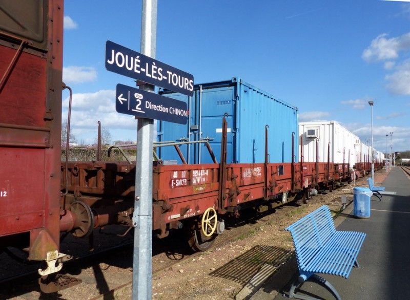 40 87 959 4 426-8 Us K55 1 F-SNCFR (2019-03-11 gare de Joué-les-Tours) (1).jpg (205.77 Kio) Vu 2955 fois 40 87 959 4 426-8 Us K55 1 F-SNCFR (2019-03-11 gare de Joué-les-Tours) (1).jpg