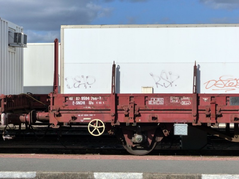 40 87 959 4 766-7 Us K55 1 F-SNCFR (2019-03-11 gare de Joué-les-Tours) (3).jpg (159.27 Kio) Vu 1419 fois 40 87 959 4 766-7 Us K55 1 F-SNCFR (2019-03-11 gare de Joué-les-Tours) (3).jpg
