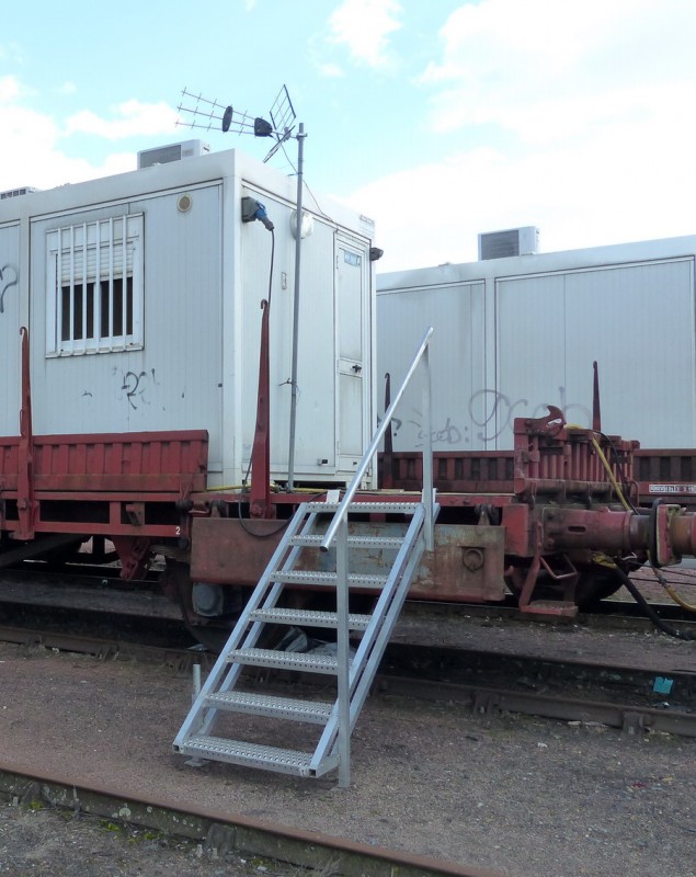 40 87 959 4 893-9 Us K55 1 F-SNCFR (2019-03-11 gare de Joué-les-Tours) (1.jpg (274.33 Kio) Vu 1685 fois 40 87 959 4 893-9 Us K55 1 F-SNCFR (2019-03-11 gare de Joué-les-Tours) (1.jpg