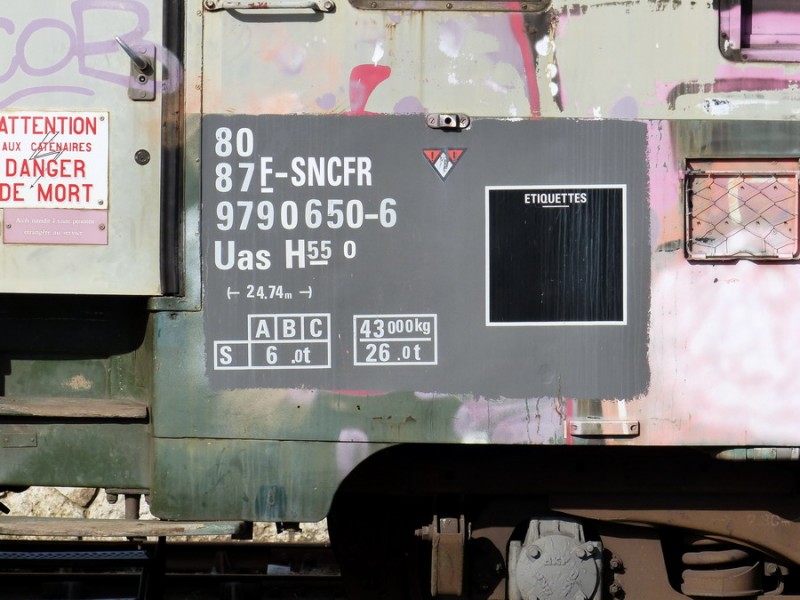 80 87 979 0 650-6 Uas H55 0 F-SNCFR (2019-03-11 gare de Joué-les-Tours) (4).jpg (177.16 Kio) Vu 6859 fois 80 87 979 0 650-6 Uas H55 0 F-SNCFR (2019-03-11 gare de Joué-les-Tours) (4).jpg