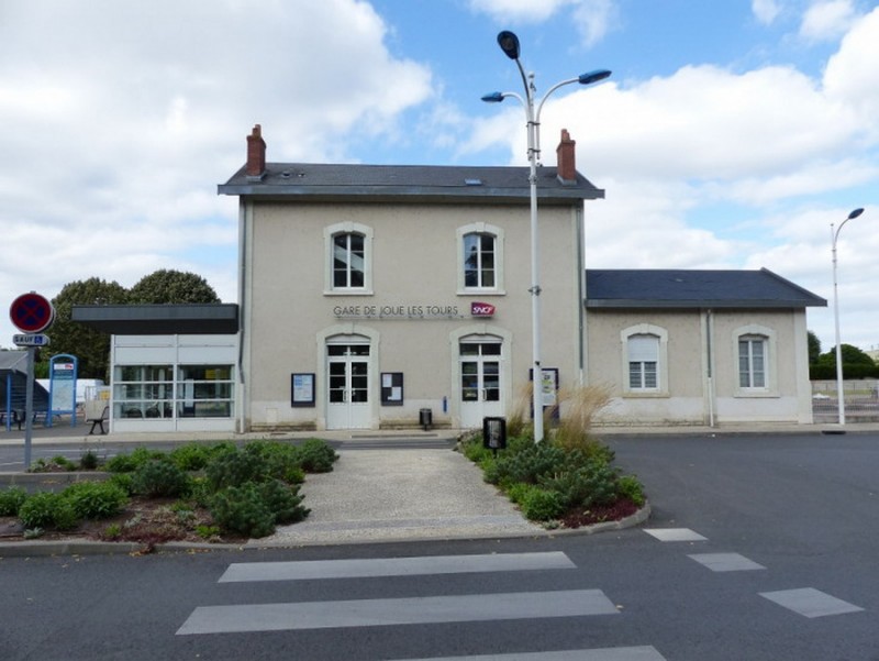 (0) Gare de Joué-lès-Tours.jpg (131.77 Kio) Vu 9459 fois (0) Gare de Joué-lès-Tours.jpg