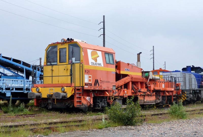 99 87 9 125 522-2 R21 (2019-05-19 SPDC) Matisa n°47057 Colas Rail (1).jpg (196.03 Kio) Vu 7548 fois 99 87 9 125 522-2 R21 (2019-05-19 SPDC) Matisa n°47057 Colas Rail (1).jpg