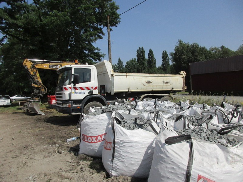 camion.jpg (241.25 Kio) Vu 5390 fois camion.jpg