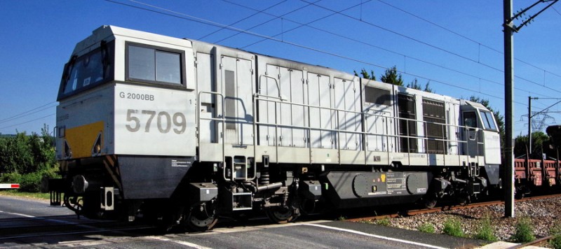 2019-07-29 Saleux) Train XD C75 (1).jpg
