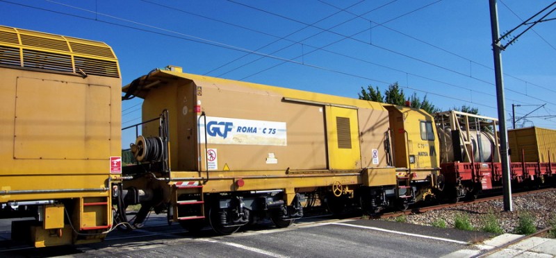2019-07-29 Saleux) Train XD C75 (12).jpg