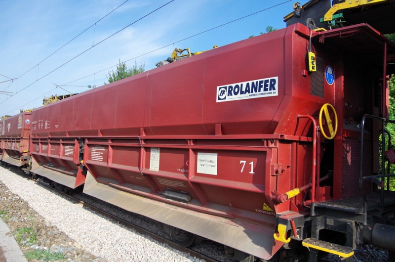 99 87 9 352 722-2 (2019-08-27 gare de Famechon) TR 71 (6).jpg (175.87 Kio) Vu 386 fois 99 87 9 352 722-2 (2019-08-27 gare de Famechon) TR 71 (6).jpg