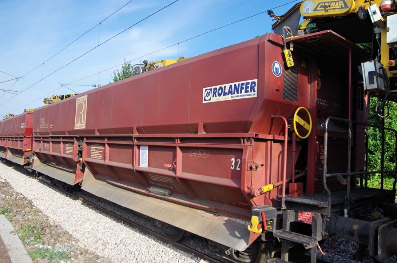 99 87 9 352 639-8 Falns (2019-08-27 gare de Famechon) TR32 (10).jpg (187.77 Kio) Vu 570 fois 99 87 9 352 639-8 Falns (2019-08-27 gare de Famechon) TR32 (10).jpg