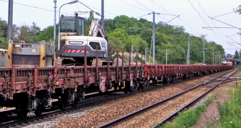 (31) 2019-08-27 gare de Saleux) 445-2 (31).jpg (169.25 Kio) Vu 1005 fois (31) 2019-08-27 gare de Saleux) 445-2 (31).jpg