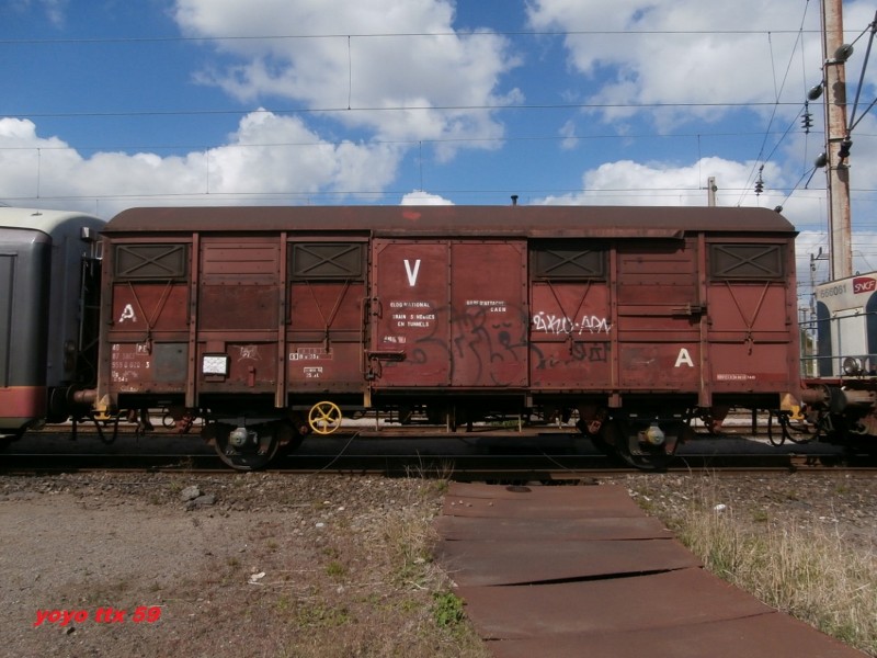 Us G54-2 40 87 959 0 020-3-SNCF-PE=1.JPG