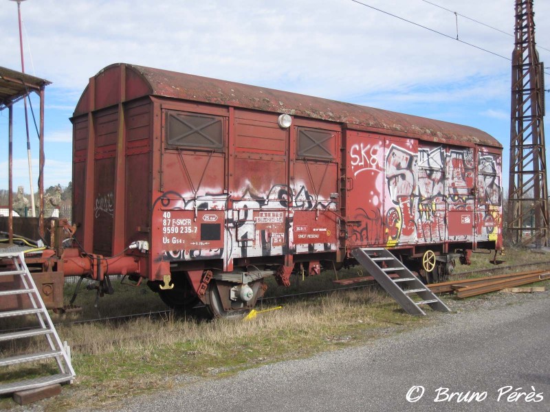 G54 - 40 87 959 0 235-7 - SNCF RESEAU (1) (light).JPG