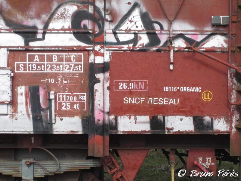 G54 - 40 87 959 0 235-7 - SNCF RESEAU (4) (light).JPG