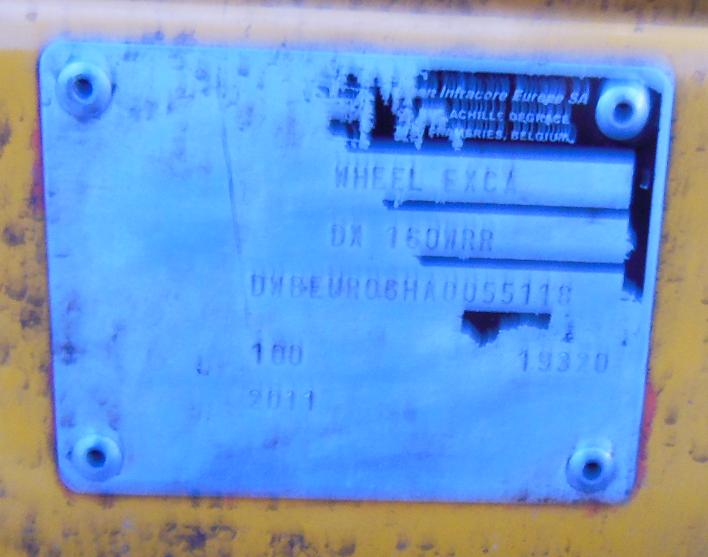 Doosan DX160w TLB plaque.JPG