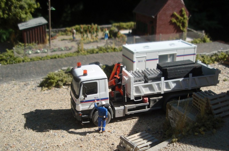 ETF_Actros 6x4 benne2.jpg