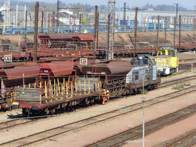 666060 (2014-03-17) + Y 9009 (1).jpg