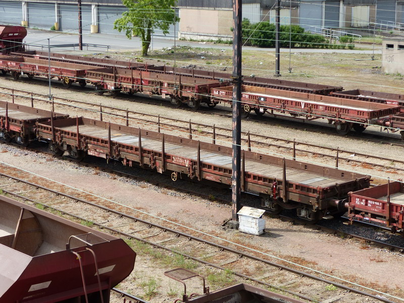 80 87 977 5 296-7 Uas R39 6 SNCF-PSL (2014-04-23 St Pierre des Corps) (1).jpg