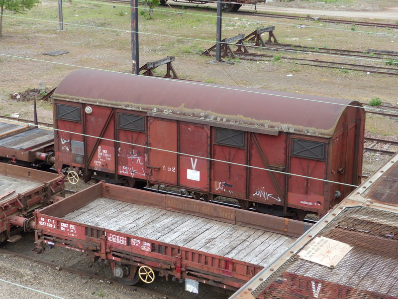 40 87 959 1 900-5 Us G54 1 SNCF (2014-04-25 St Pierre des Corps) (5).jpg