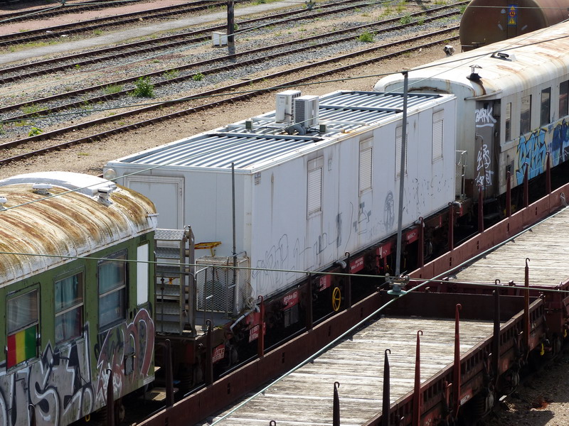80 87 976 7 000-3 Uas R00 6 SNCF-BD (2014-05-05 St Pierre des Corps) (4).jpg