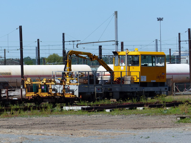 DU 84 C - 7 134 TR (2014-04-18 Crem DV13 de St Pierre des Corps) (1).jpg