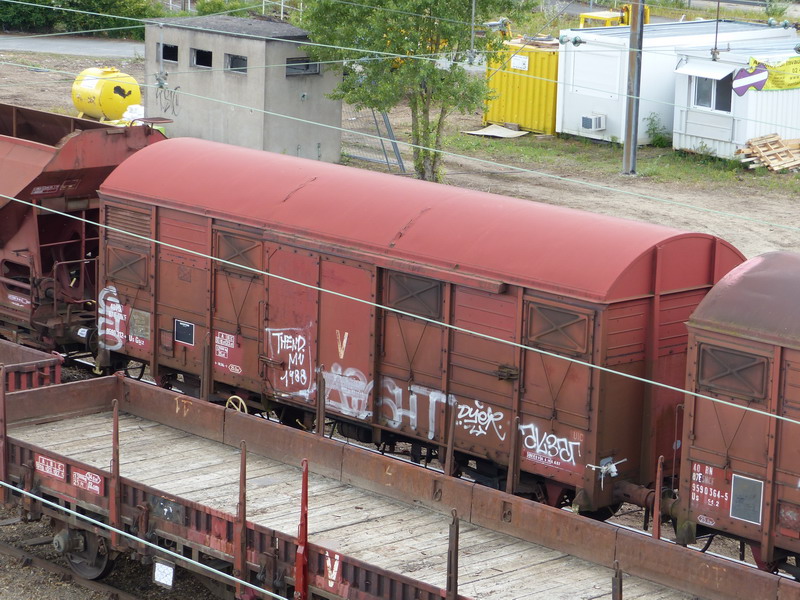 40 87 959 0 312-4 Us G54 2 F SNCF-PSL (2014-06-30 St Pierre des Corps) + 364-5 (3).jpg