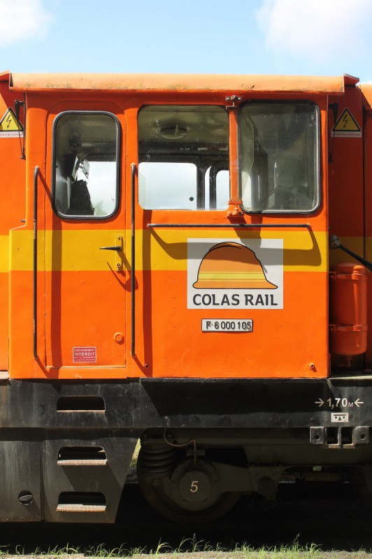 F 6000 105 Colas Rail (2014-08-03 Romorantin) (2).jpg