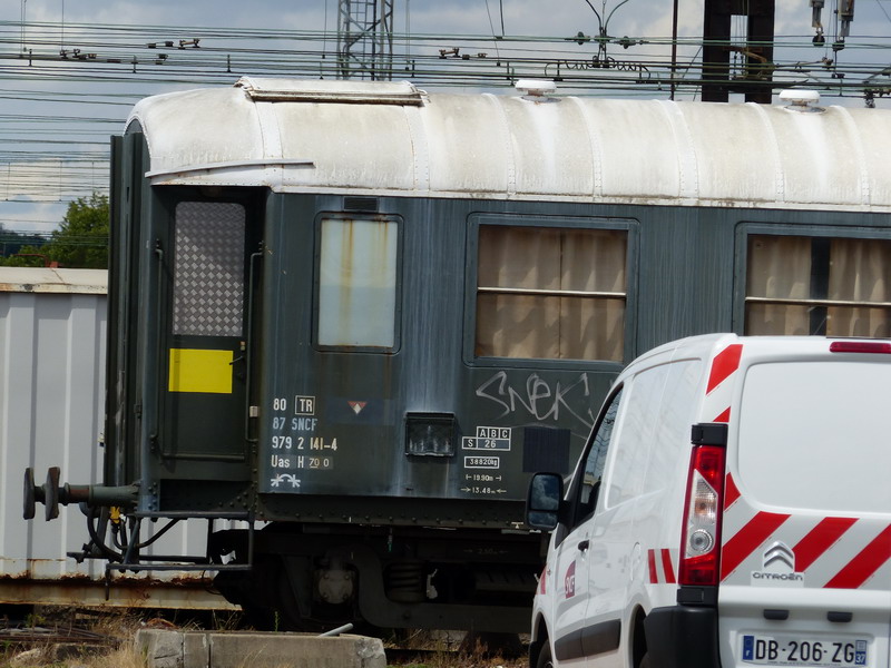 80 87 979 2 141-4 Uas H70 0 SNCF-TR (2014-08-03 Crem DV13 de SPC) (2).jpg