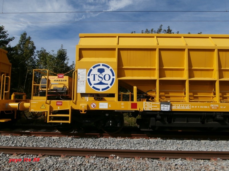 WTR 99 87 9 352 594-5=6.JPG