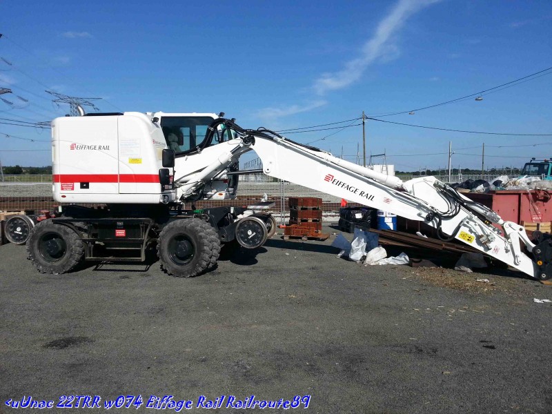 Unac 22TRR w074 Eiffage Rail (3) Sttx Forum.jpg