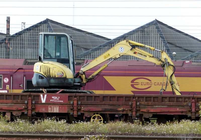 80 87 977 3 369-4 Uas R39 6 SNCF-PSL (2014-10-04 SPDC) + Pelleteuse TSO (3).jpg