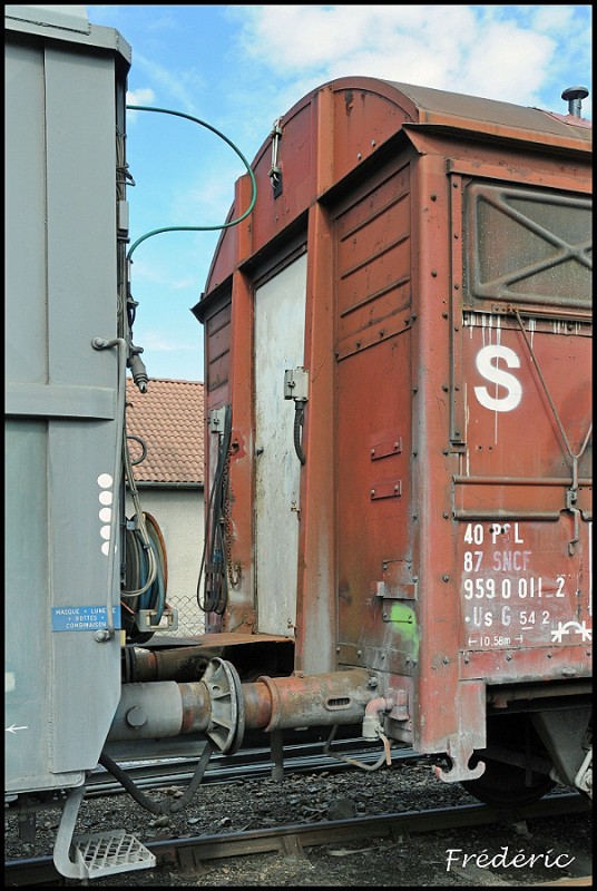 40 87 959 0 011-2 Us G54-2 Brive05 180910-border.jpg