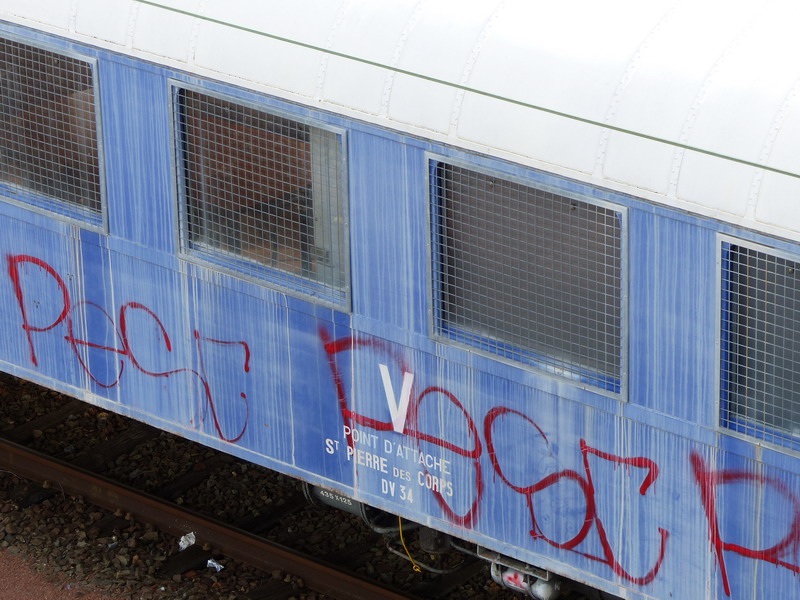 80 87 979 1 024-3 Uas H55 0 SNCF-TR (2014-10-17 St Pierre des Corps) (10).jpg