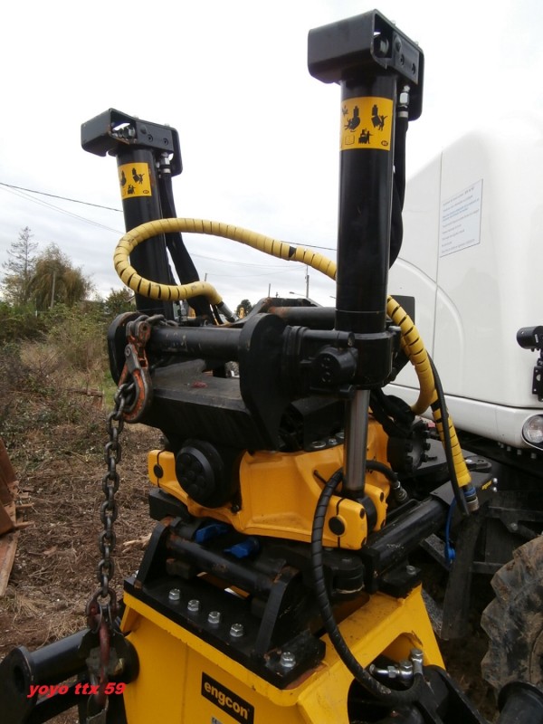 Engcon SK15960 N°21022=16.JPG