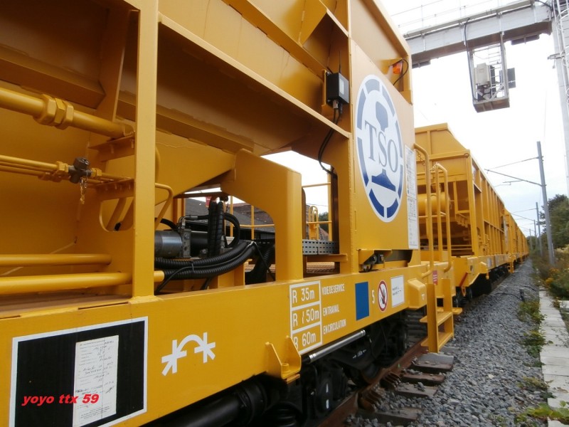 WTR 99 87 9 352 603-4=33.JPG