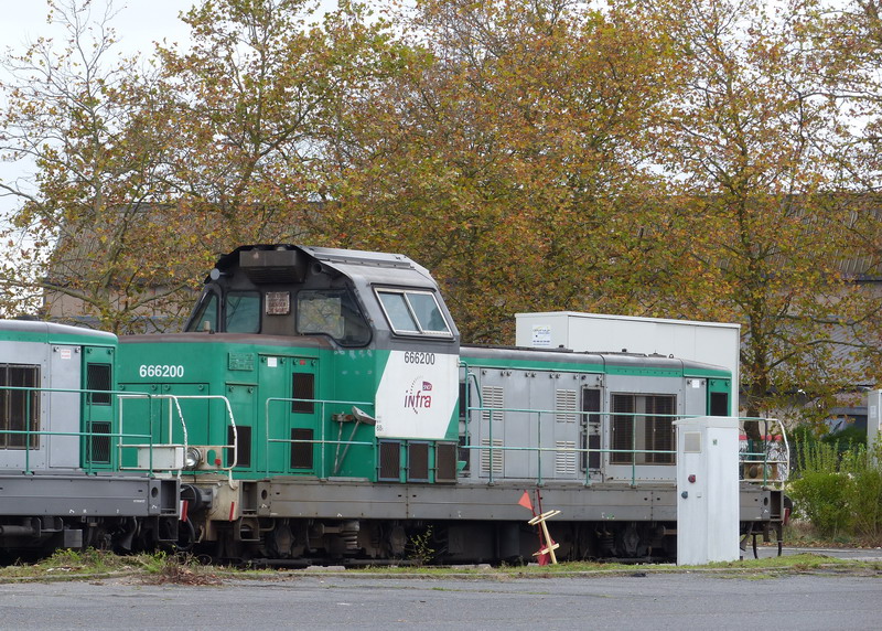 66200 (2014-11-08 dépôt de St Pierre des Corps) (1).jpg