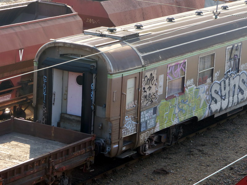 80 87 979 0 516-9 Uas H55 0 F SNCF-RS (2015-02-11 SPDC) (2).jpg