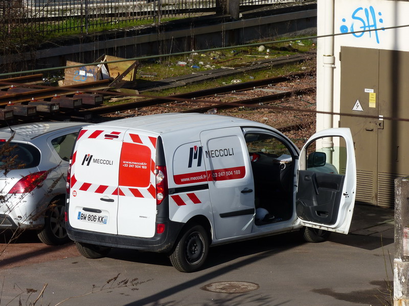 535 Renault BW-806-KK (2015-02-27 Tours) (1).jpg