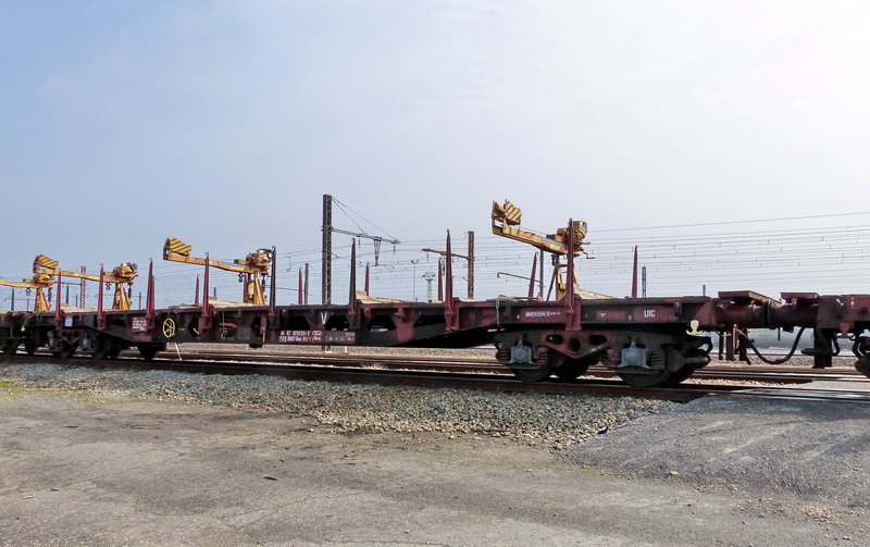 80 87 975 1 155-3 Uas R27 2 F SNCF-PN (2015-03-21 Infrapôle LGV A SPDC) (1).jpg