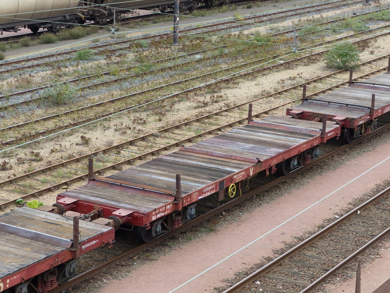 80 87 977 2 895-9 Uas S03 6 F SNCF-BD (2014-10-20 SPDC) (3).jpg