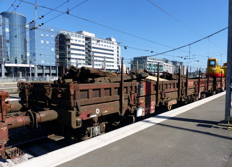 80 87 978 2 789-2 Uas S39 2 SNCF-PSL (2015-04-08 Tours) (1).jpg
