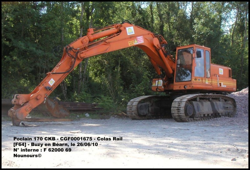 Poclain 170 CKB - CGF0001675 - Colas Rail.jpg