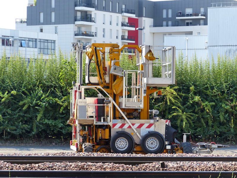 4'Axe 06.83.xxx SNCF-TR Lorry N°150 (2015-07-15 Tours) (2).jpg
