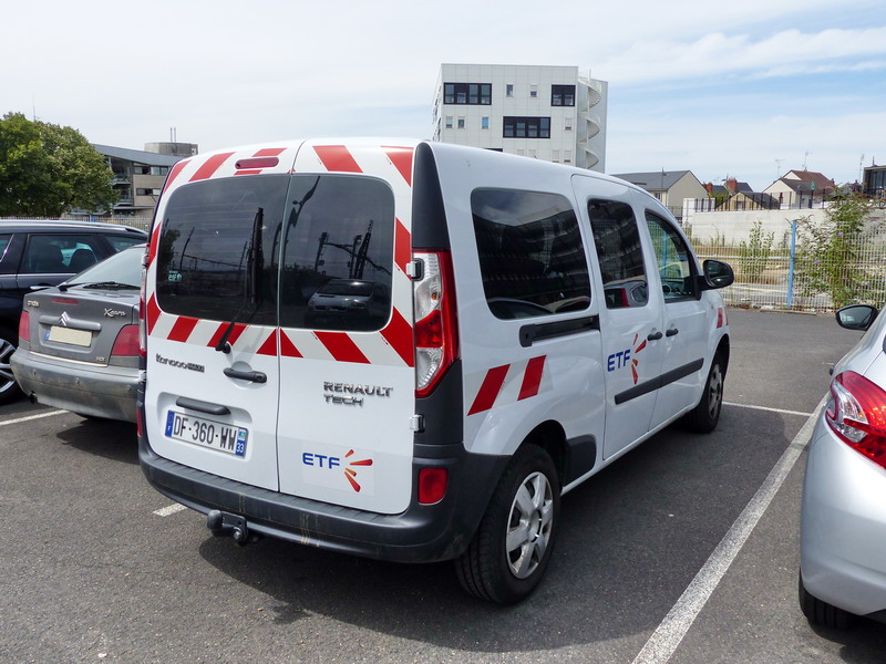 Renault Tech Kangoo Maxi DF-360-WW 33 (2015-07-31 SPDC) (3).jpg