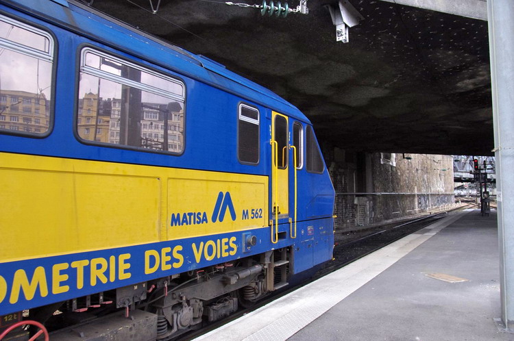 MATISA VT2 - M562 (2016-03-07 gare de Paris Est) (35).jpg