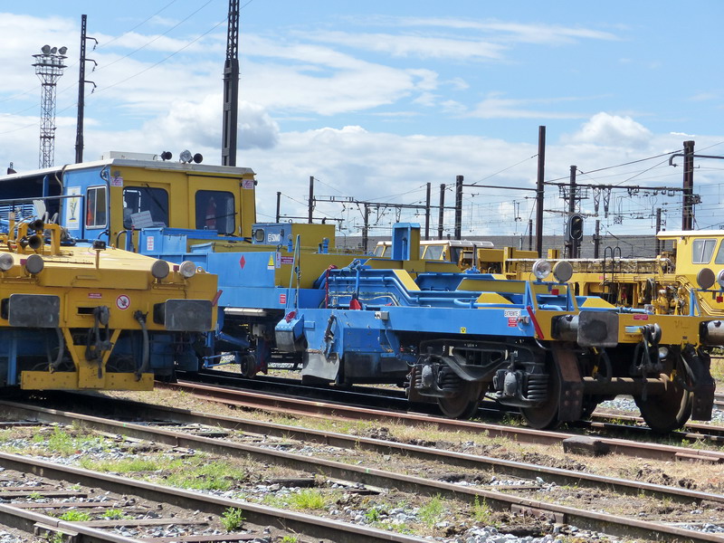 (4) 99 87 9 224 506-5.jpg