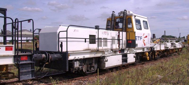 99 87 9 426 501-2 DGS 42 N (2016-09-02 gare de Chaulnes) ETF (9).jpg