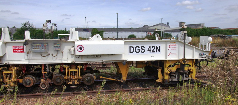 99 87 9 426 501-2 DGS 42 N (2016-09-02 gare de Chaulnes) ETF (28).jpg